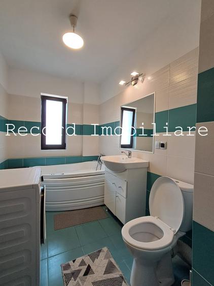 Apartament 3 camere,2 bai,et.1,balcon,parcare subterana! zona Marasti