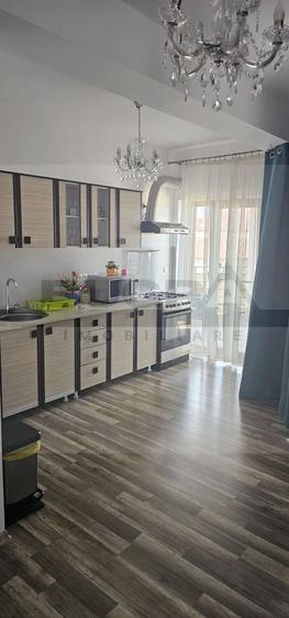 Apartament 3 camere, 90mp, parcare, zona Buna Ziua