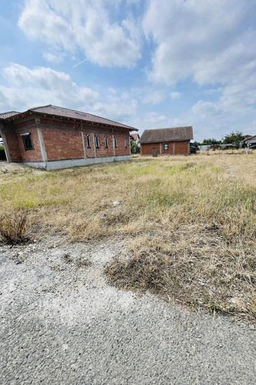 Teren intravilan 551 mp – Cihei, zonă liniștită