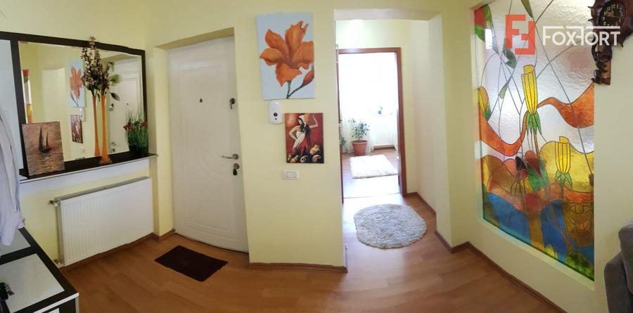 Apartament 3 camere, Lipovei - loc de parcare, balcon