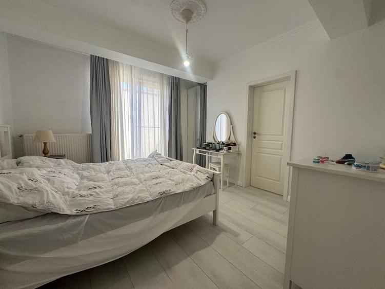 3 camere + LOC DE PARCARE inclus || AVIATIEI