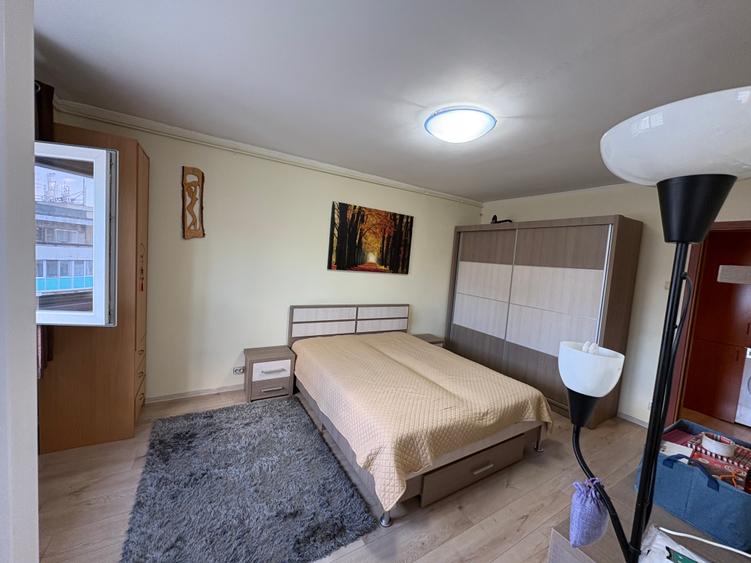 Garsonieră decomandată cu balcon- Drumul Taberei,lângă metrou Tudor Vladimirescu