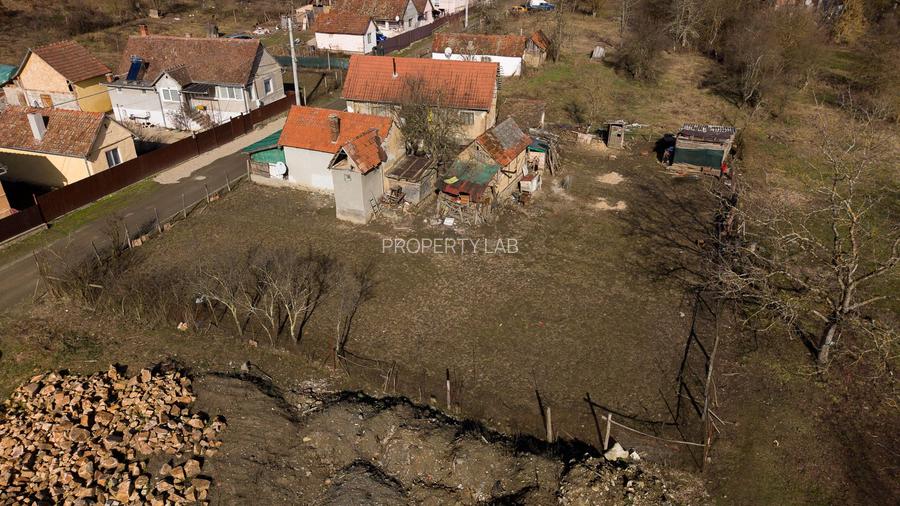 Casă cu teren de 284mp in Șoimoș - 10