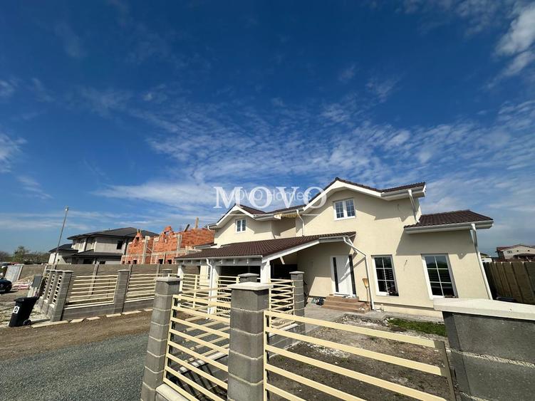 Duplex Individual | 4 camere | Toate utilitatile | Asfalt | Carport |