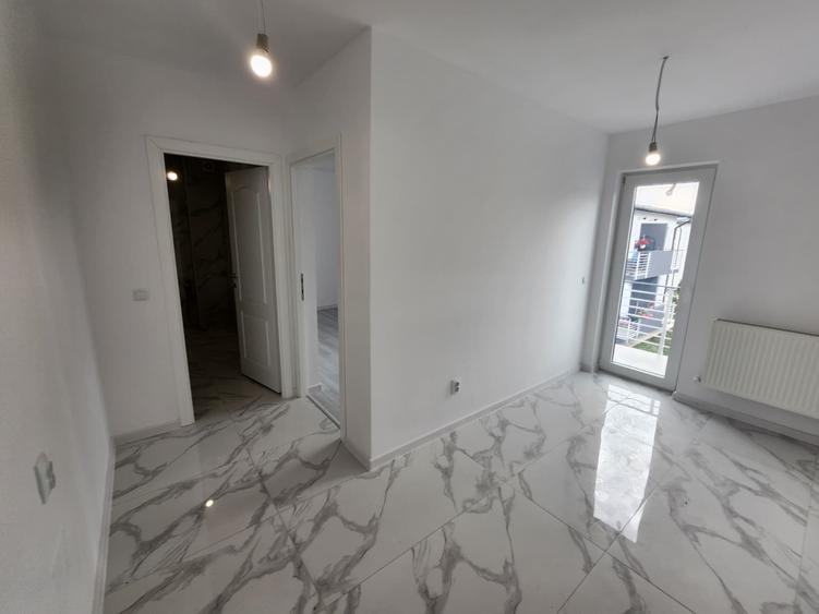 APARTAMENT 1 CAMERA, DECOMANDAT , ETAJ 1 , LOC DE PARCARE INCLUS, COMISION 0