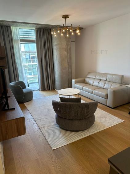 Apartament 2 camere lux Up-Site vedere către lac loc de parcare
