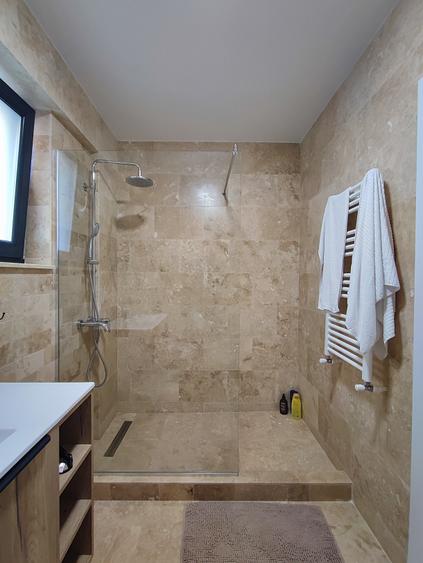 Apartament nou cu 2 camere si loc parcare de inchiriat in Compozitori