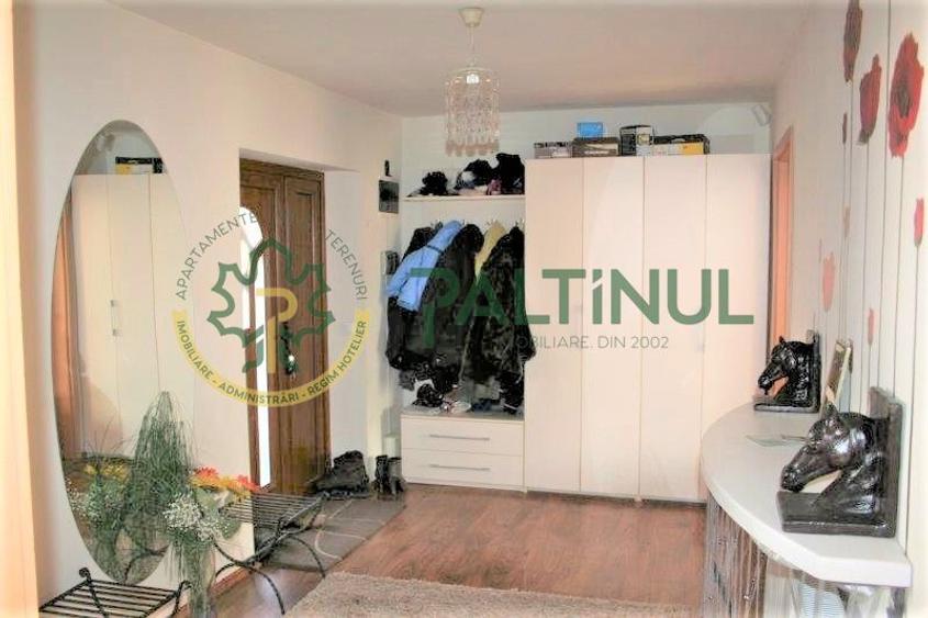 Vila Șelimbăr – 700 mp teren, jacuzzi, semineu, front stradal 30 ml