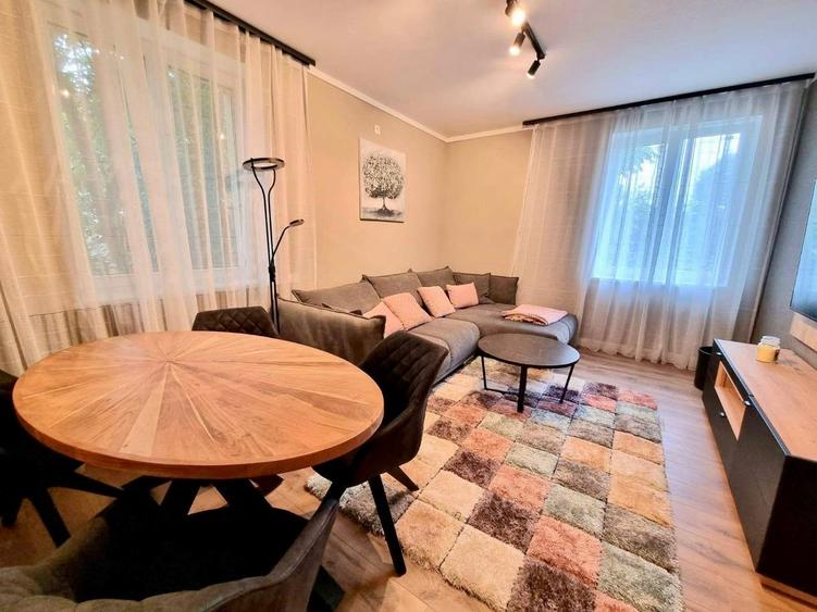 Apartament premium cu 2 camere, zonă centrală, prima închiriere + parcare