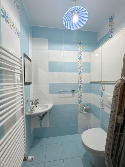 Apartament 3 Camere - 600 euro - Zona Girocului