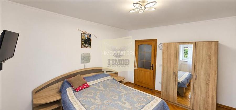 Apartament la casa | acces separat | curte privata | pivnita | Calea Poplacii - 10