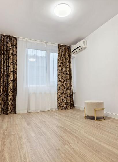 2 camere utracentral-I.C. Bratianu-Vis-a-vis de Cocor