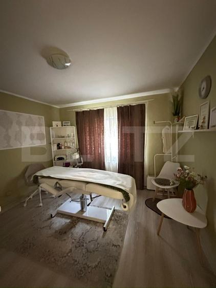 Apartament de 3 camere, parter inalt, spatiu comercial