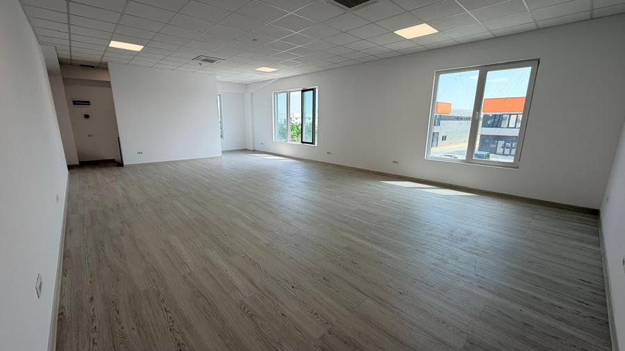 Chiajna(Str. Industriilor), hale de închiriat, 552 mp utili, birouri și depozit