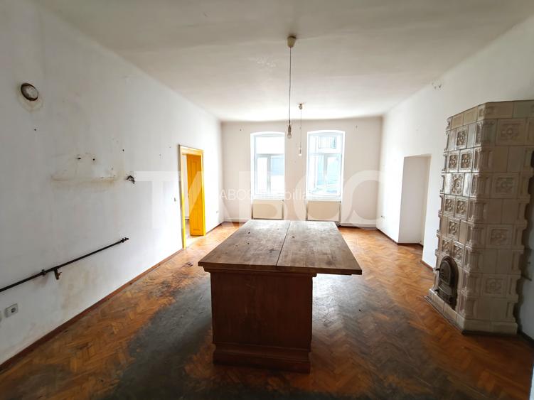 Spatiu de inchiriat in curte proprie - zona Lupeni - Comision 0 - 11