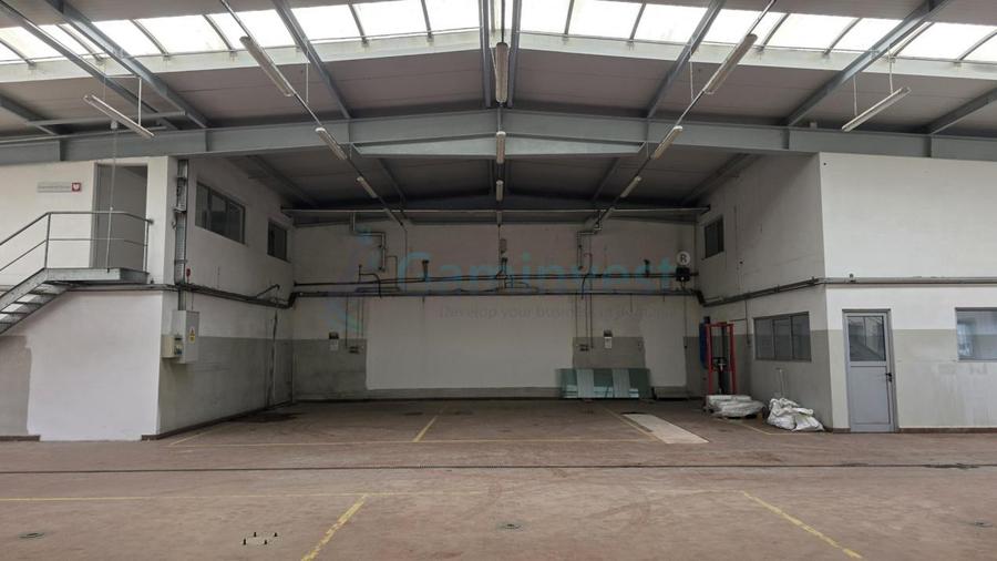 Spatiu de tip hala showroom pentru clinica medicala, imagistica Clujului, Oradea