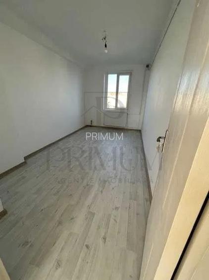 CENTRAL - 2 Camere - Centrala proprie - Etaj intermediar - LIFT - Fatata renovat - 5