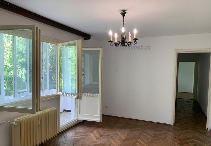 Apartament 3 camere 63 mp etaj 3/4 zonă verde – Berceni/Piata Sudului