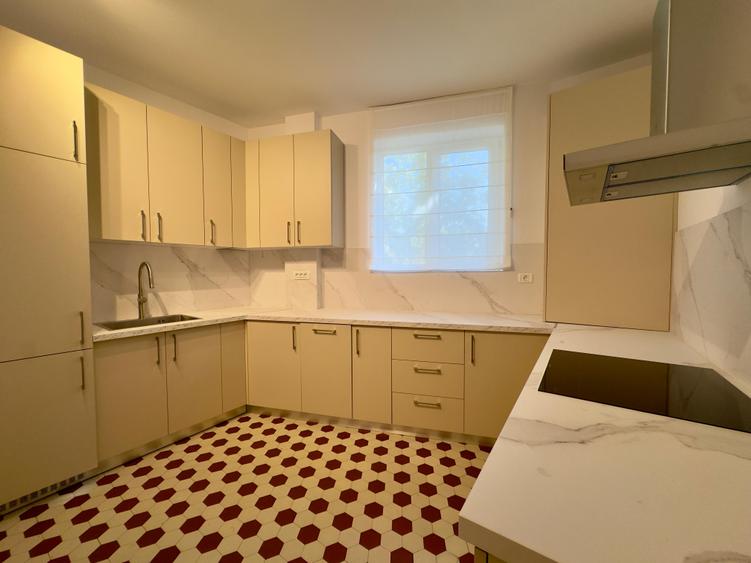 The #4th Crib - Jean Louis Calderon 4 Rooms