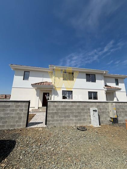 Duplex premium de vanzare, in Mosnita Veche