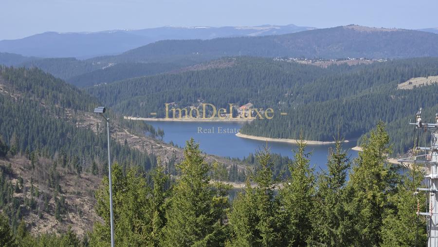 Teren extravilan, 3.4 hectare, priveliste, padure, utilitati, in Marisel