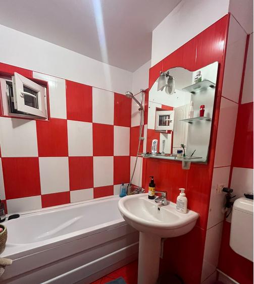 Apartament trei camere - etaj 2 - 71 mp - Str. Unirea Principatelor