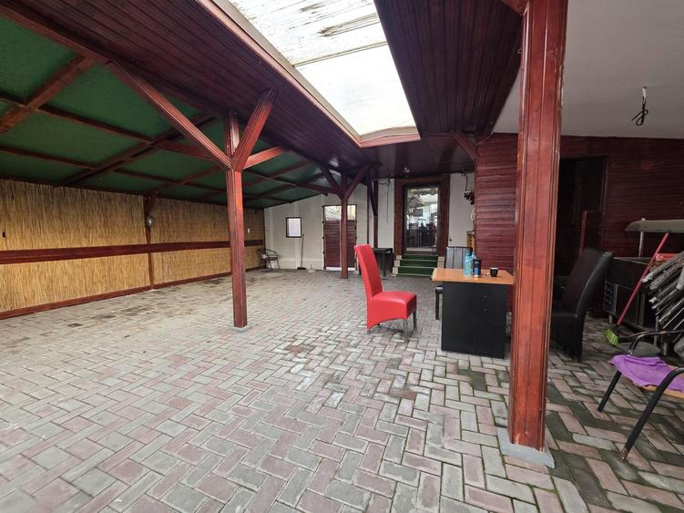 Zona Parcul Carol-Primaria sect. 5 Sp 151 mp curte 300 mp