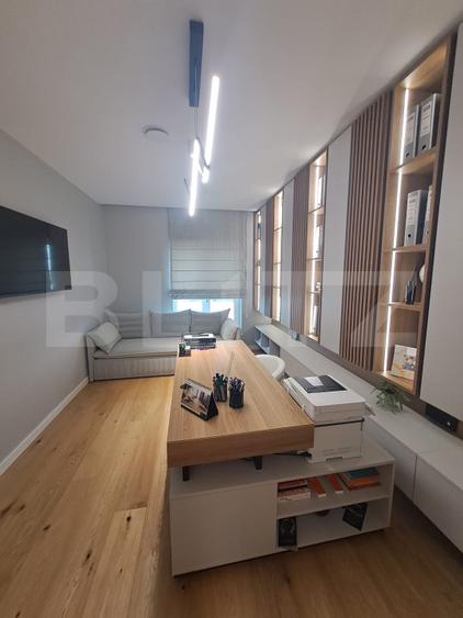 Casa individuala, 4 camere, 250 mp, P+M, zona Stupini