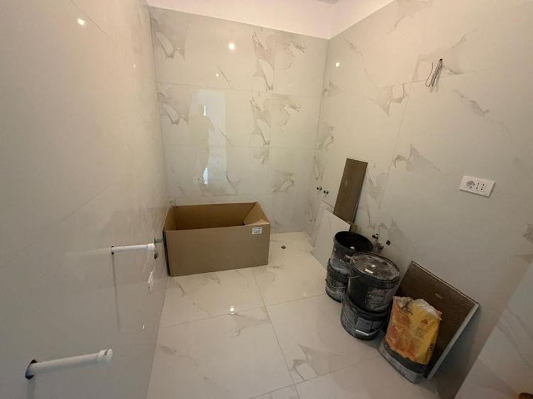 AP. 2 CAMERE- CURTE 40 MP, CENTRALA PROPRIE, PARCARE , COMISION 0%