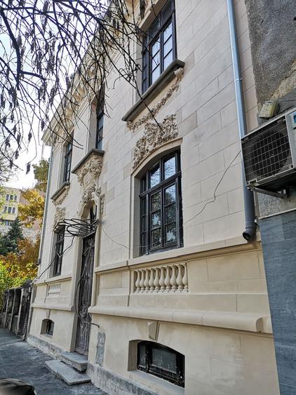 O BIJUTERIE ARHITECTURALA IN CENTRUL BUCURESTIULUI