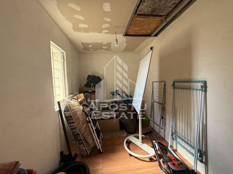 Casa individuala de vanzare cu proiect de extindere, zona Lunei