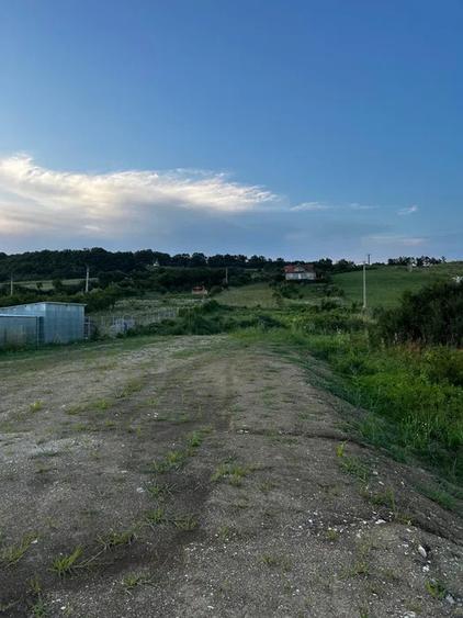 Teren Intravilan 2700 mp Cristian