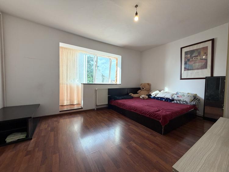 Apartament 3 camere, 69 mp utili, mobilat, utilat, etaj 4 - Cetatii