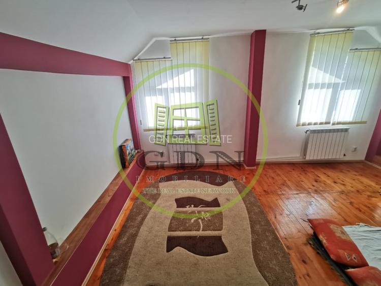 Casa individuala de vanzare in cartierul Iorga, parter+mansarda. - 3