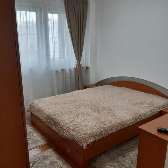 Inchiriez apartament 2 camere la 3 minute de metrou Stefan cel Mare