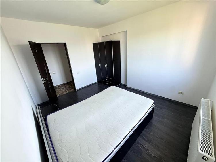 3 Camere Bloc Nou Militari Rezervelor 67Mp Mobilat Utilat
