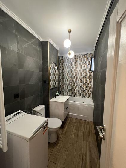 Apartament 2 camere decomandat 55 mp cu balcon pe Bld. Mihai Viteazul
