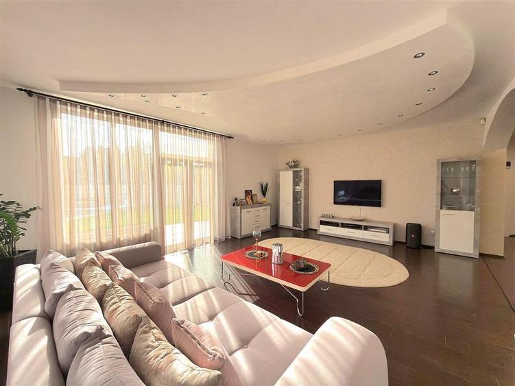 VILA LUX | ZONA BEVERLY HILLS | SANMARTIN | BIHOR