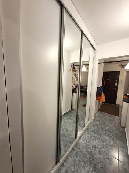 Apartament 3 camere decomandat, 60 mp, mobilat, CT, et. intermediar