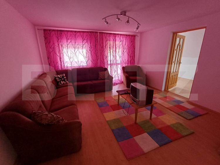 Casă cu 9 camere, mobilată și utilată, 396 mp, Suceava