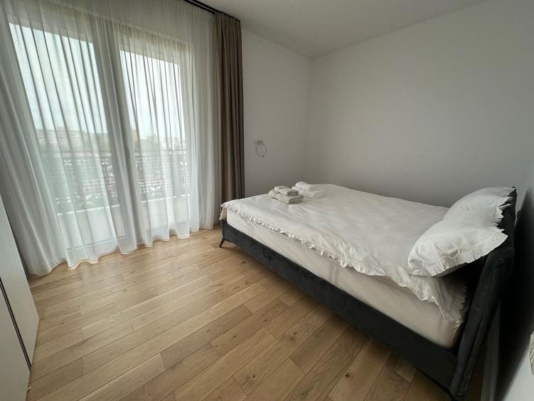 Apartament 3 camere de inchiriat