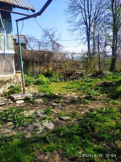 Pucioasa, casa si teren 1093 mp, gaze la poarta