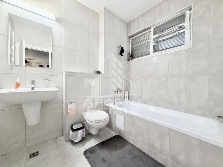 Apartament de vanzare cu 3 camere si curte, zona Lipovei Timisoara