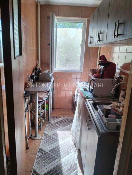 Apartament de vanzare  2 camere Brancoveanu - 4