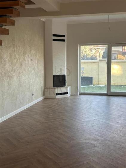 DUMBRAVITA - CENTRAL - DUPLEX - 4 CAMERE - 3 BAI - INCALZIRE PARDOSEALA - CLIMA