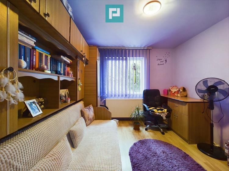 Apartament 3 Camere în Vlaicu, la Z-uri