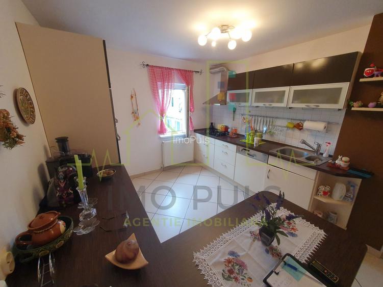 Aradului. 3 Camere. 2 Bai. 2 Balcoane. Decomandat. - 5