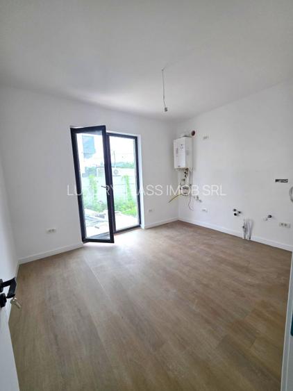 Casa Individuala/Cristalului P+1+M id nr 18 - 6