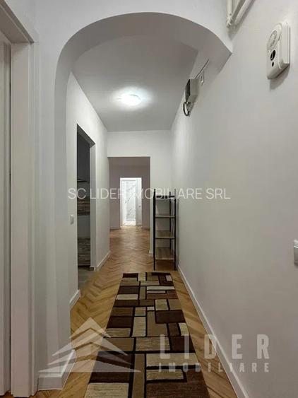 Apartament de vanzare  3 camere zona  Profi  etaj 1 - 8