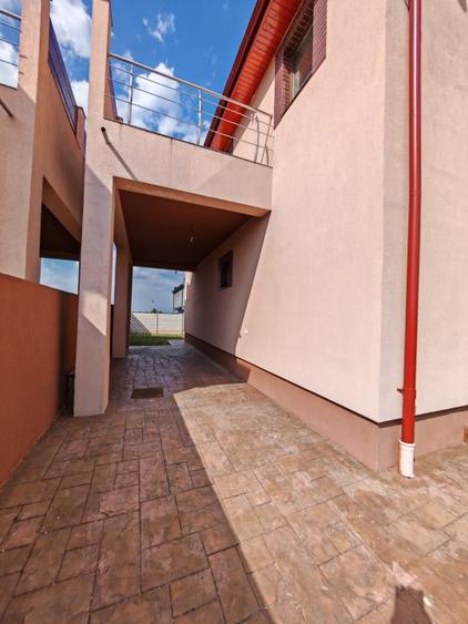 New Casa Corbeanca P+1+Mansarda 4 dormitoare 330 mp/curte